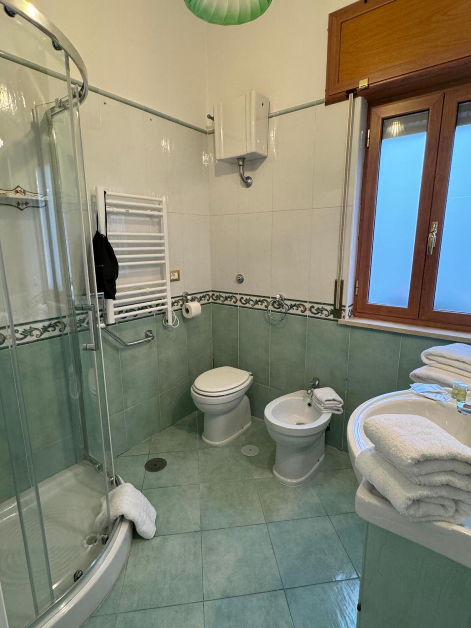 Casa Anatrella Comfort House Napoli Exterior foto