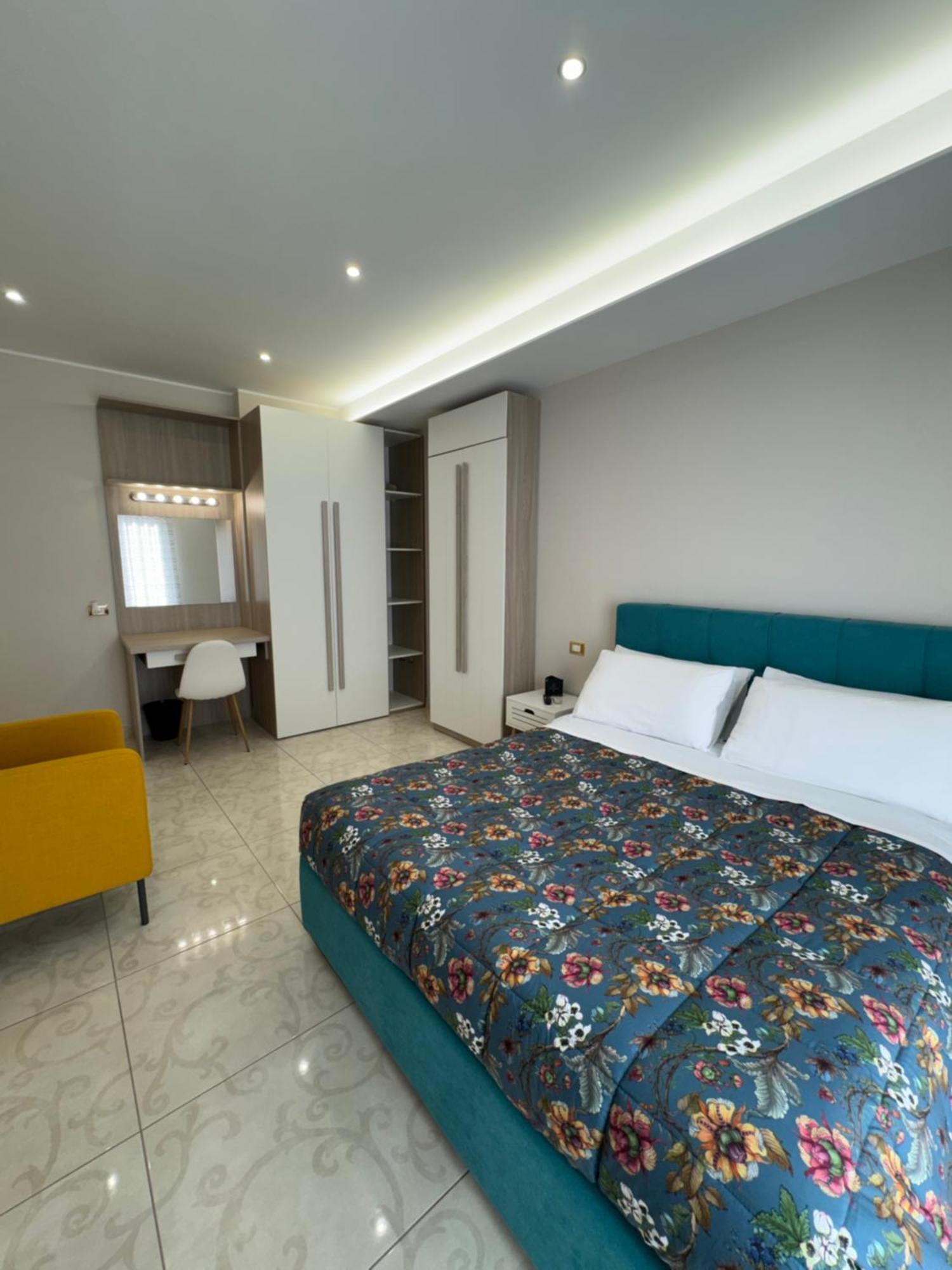 Casa Anatrella Comfort House Napoli Exterior foto